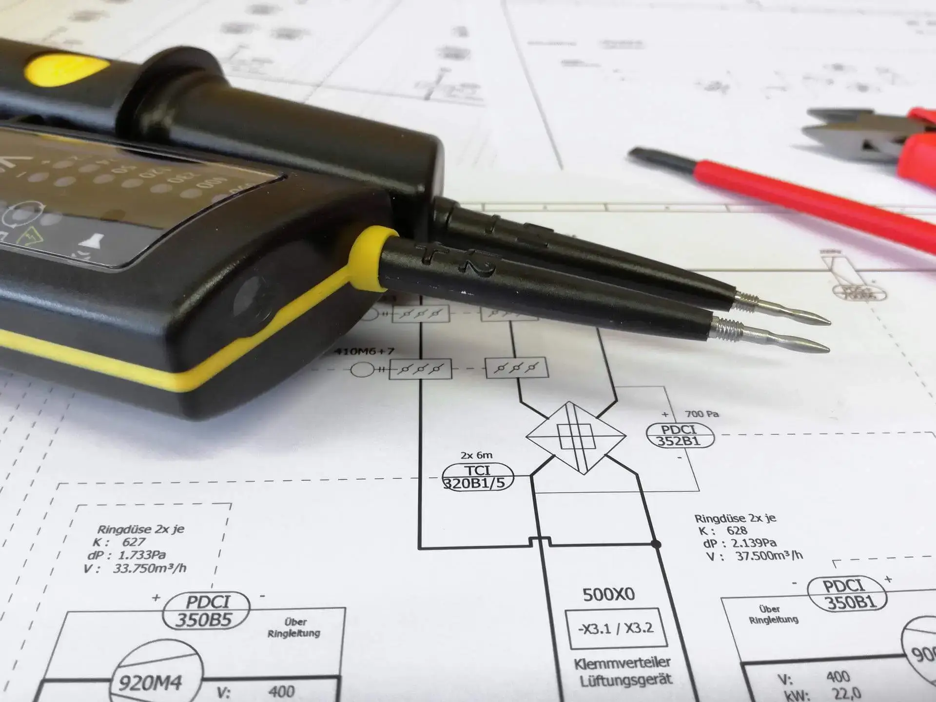 Get your EICR certificate Stepney in Stepney